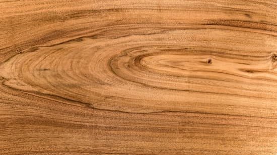 nussbaum holz